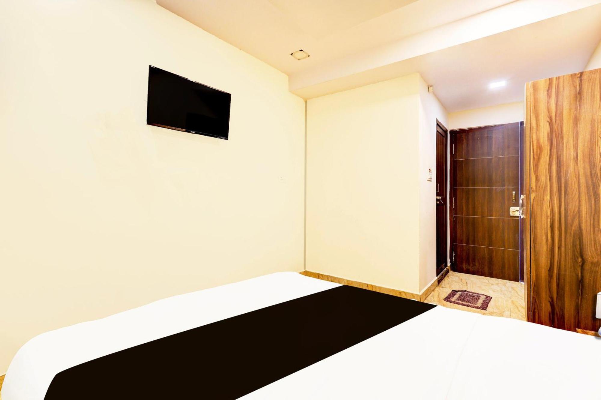 Super Hotel O Mahanadu Formerly Akshaya Bheemas Vijayawāda Extérieur photo