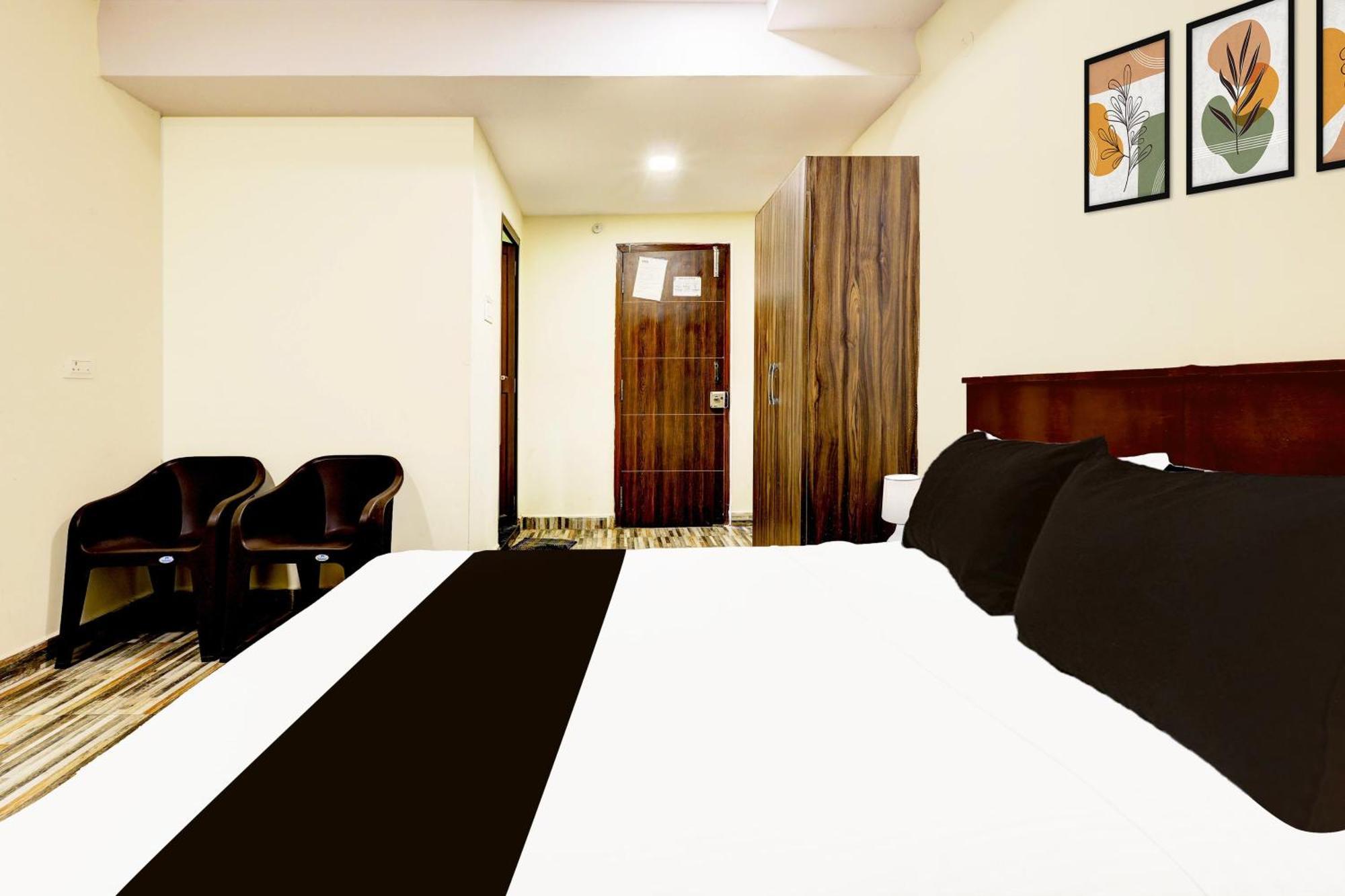 Super Hotel O Mahanadu Formerly Akshaya Bheemas Vijayawāda Extérieur photo