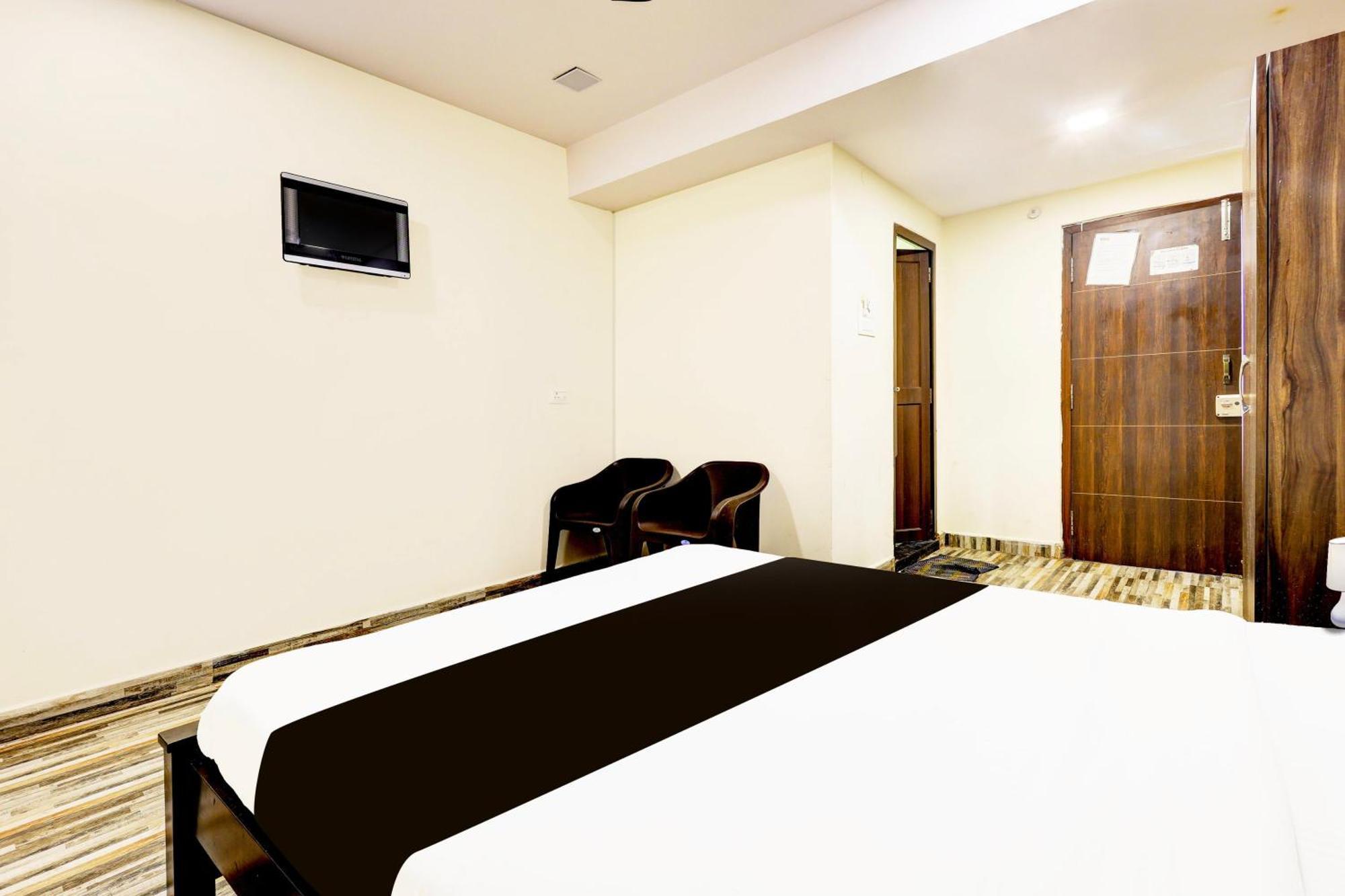 Super Hotel O Mahanadu Formerly Akshaya Bheemas Vijayawāda Extérieur photo